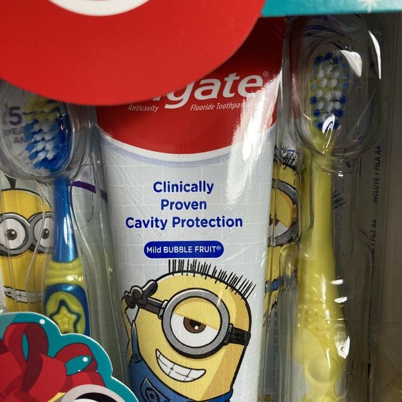Colgate Kids Minions 2 Toothbrushes Toothpaste Gift Set Brushtastic Power Manual - Picture 2 of 9